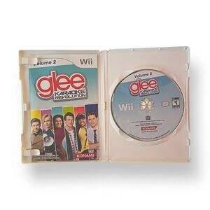 ✨Glee Karaoke Revolution – Volume 2 (Nintendo Wii)